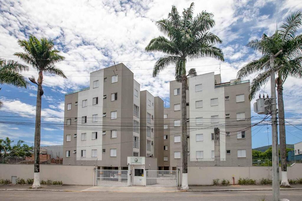 Apartamento Em Ubatuba Proximo A Praia Grande エクステリア 写真